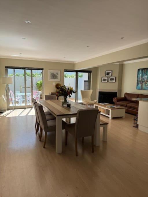 Luxury Townhouse In Stellenbosch Central Dış mekan fotoğraf