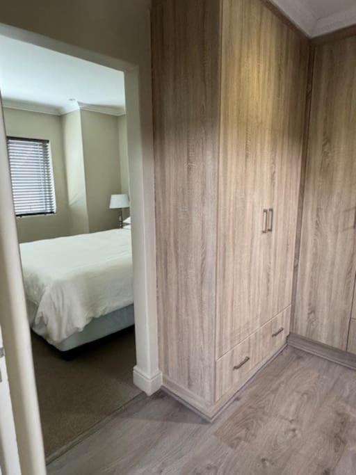Luxury Townhouse In Stellenbosch Central Dış mekan fotoğraf